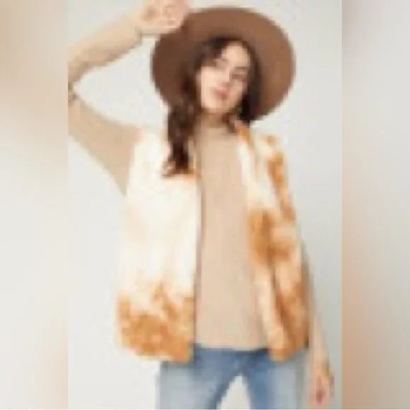EntroCow Print Fuzzy Layering Vest With Pockets Camel Tan Cream New Small